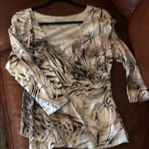 Black and white print top